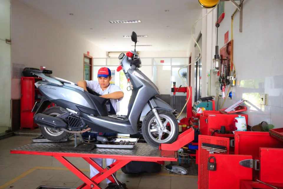 Khu vực sửa phanh, thắng
