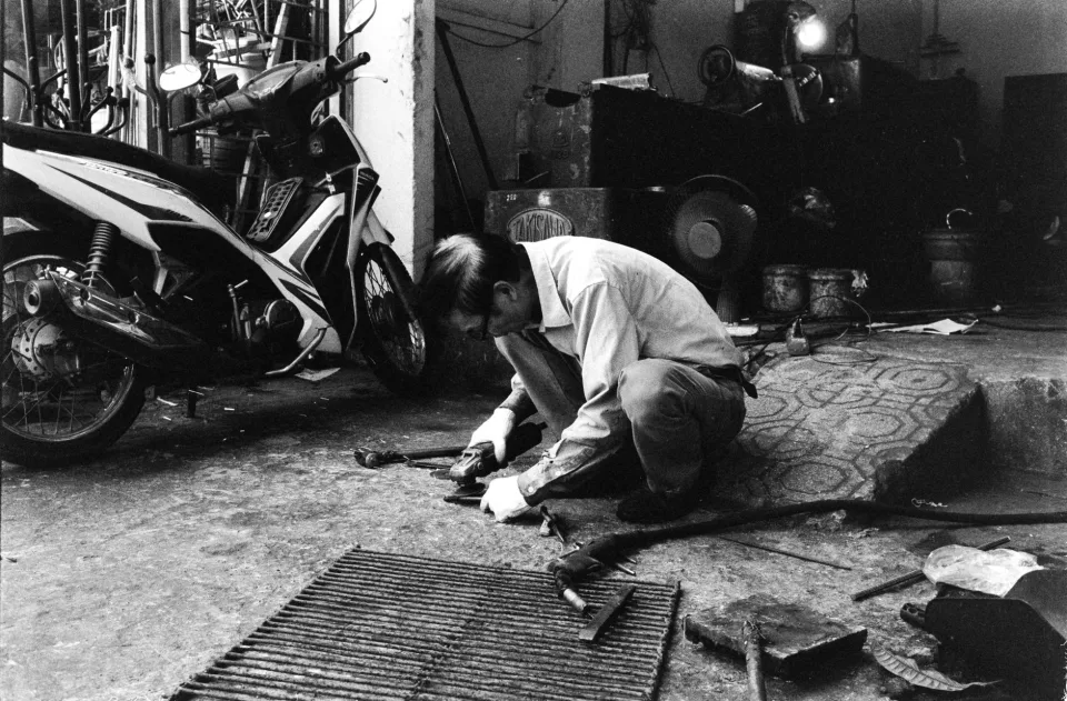 Bàn kiểm tra máy